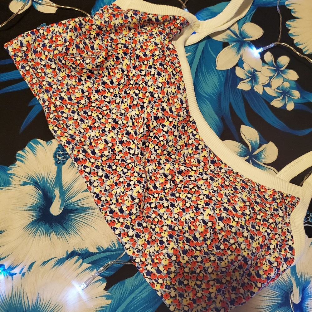 💸 Aerie Swim Top NWOT - Price Firm - Bundle with other items for discount